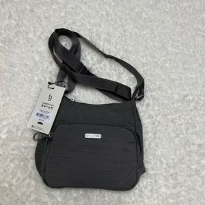 Baggallini crossbody